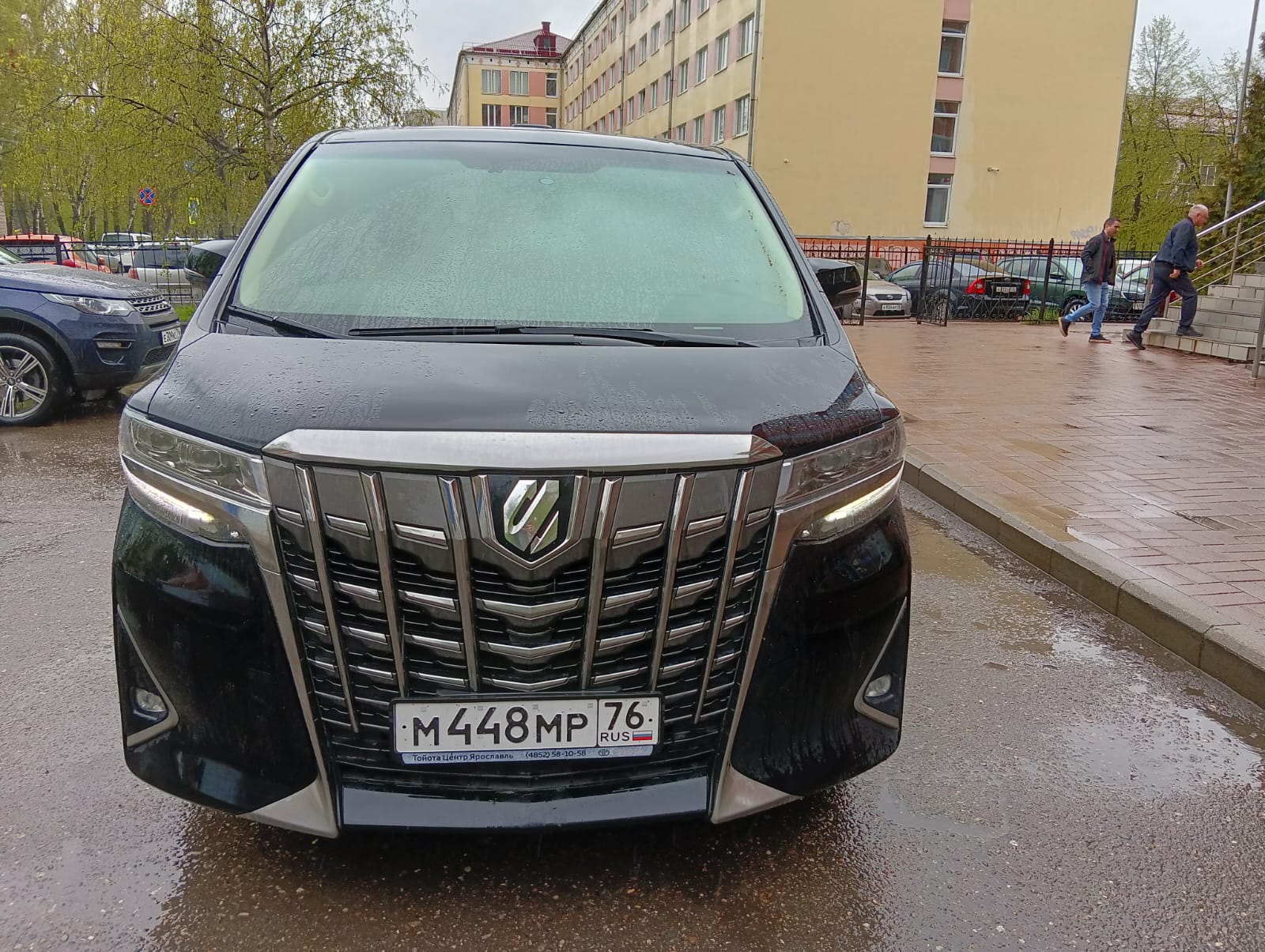 TOYOTA ALPHARD