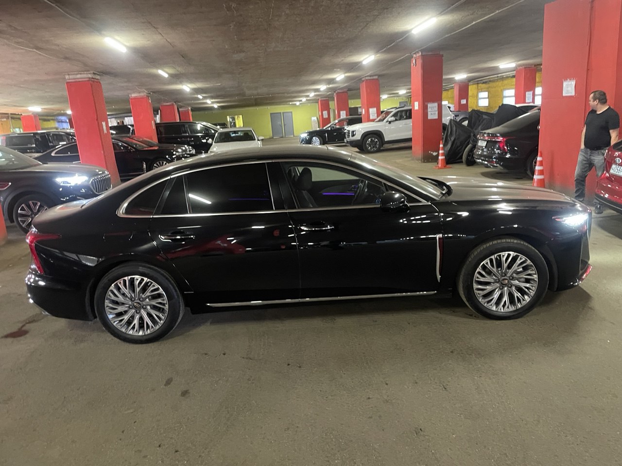 FAW HONGQI H5, 2023 года