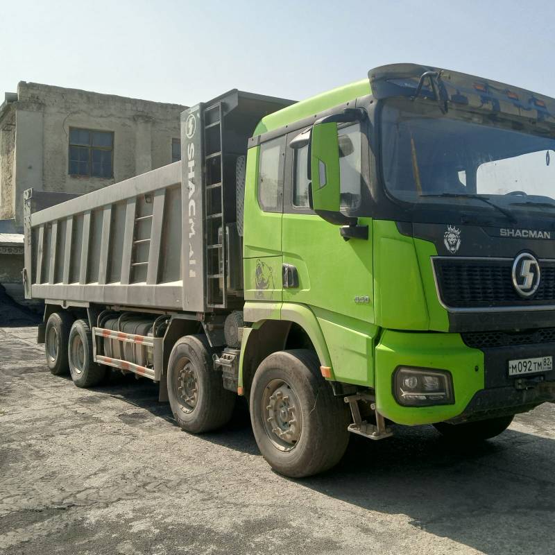 Самосвал SHACMAN SX33186W366C