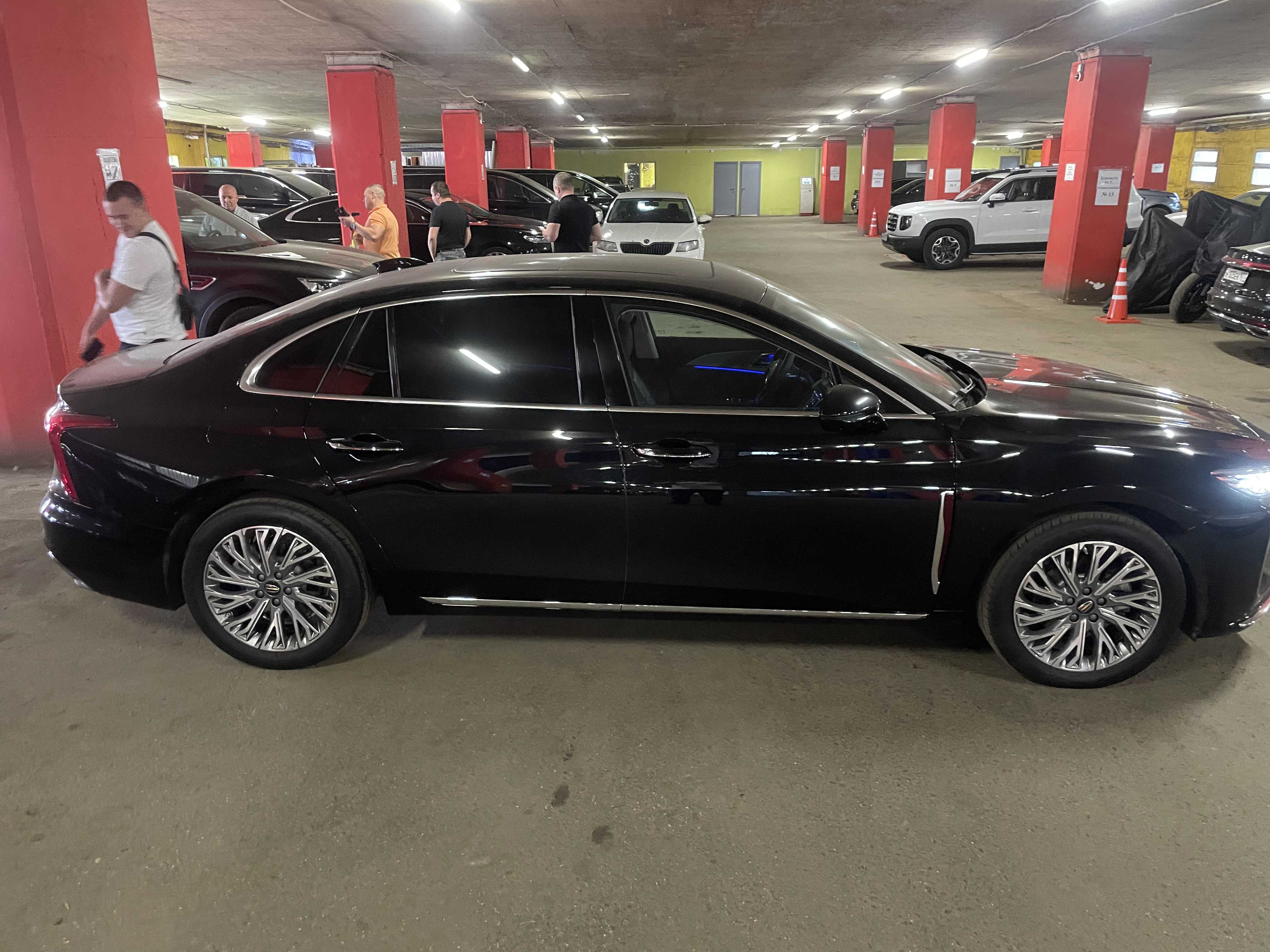 FAW HONGQI H5, 2023 года