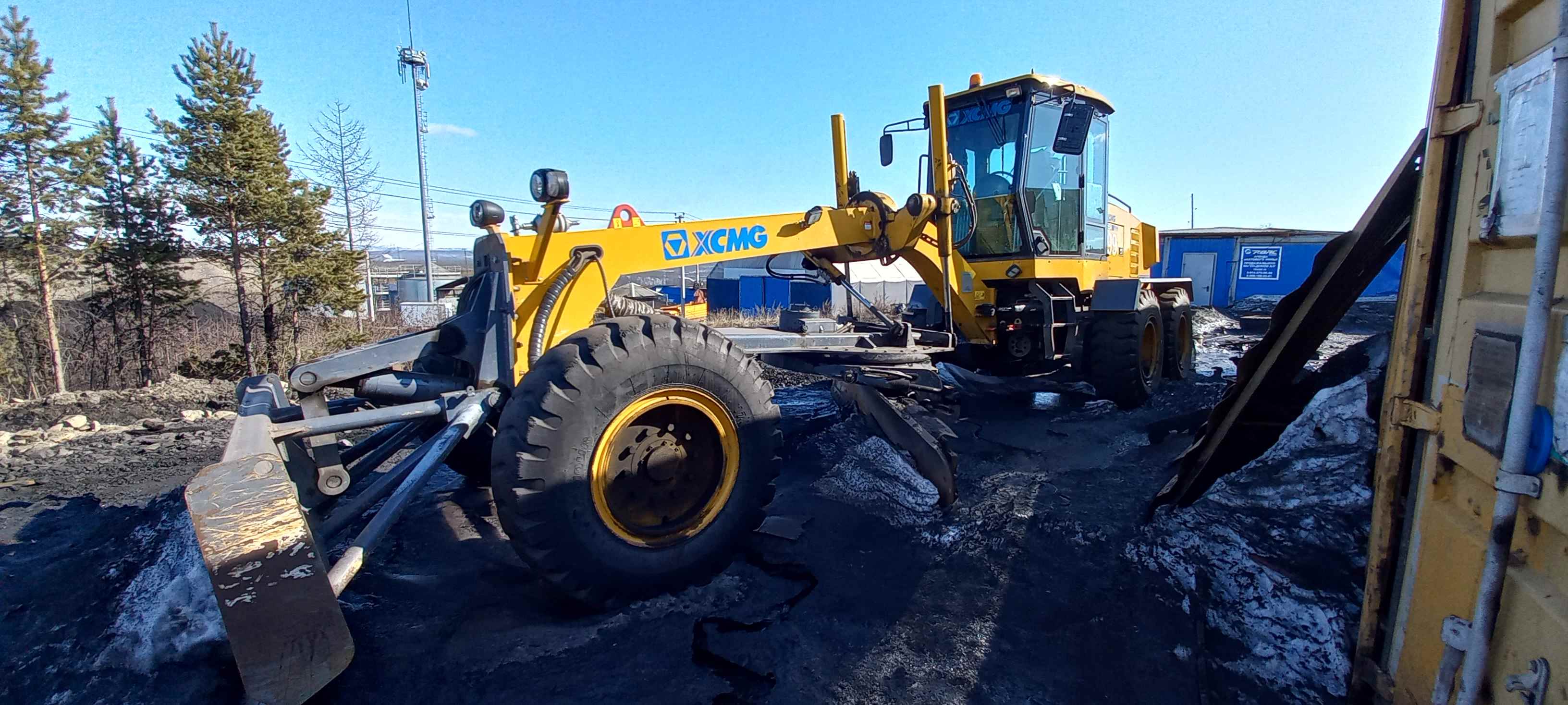Автогрейдер XCMG, GR215A